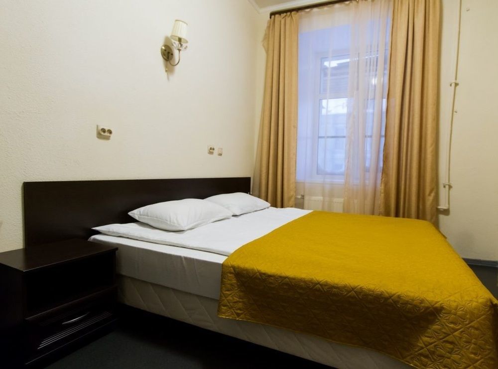 Yellow Hotel Szentpétervár Kültér fotó